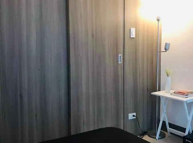 Apartment Cozy Bedroom Fame Greenfield Edsa Mrt Shaw
