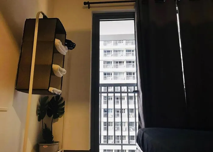 Cozy Bedroom Fame Greenfield Edsa Mrt Shaw Apartment Manila