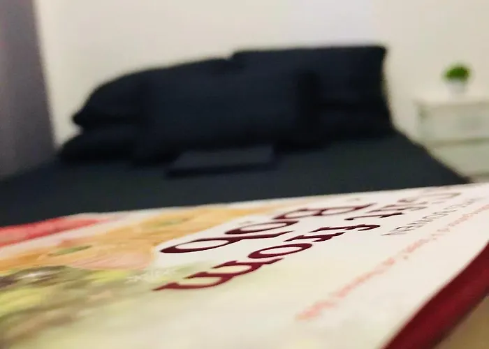 Cozy Bedroom Fame Greenfield Edsa Mrt Shaw Apartment